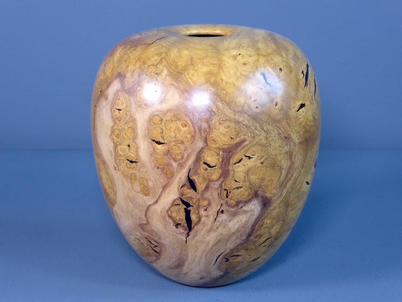 Burr Mulberry Hollow Vessel, by Nicholas Rowe MSDC